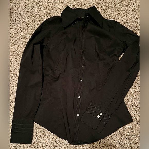 Tops BUNDLE - Picture 2 of 8